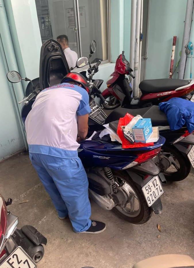 SỬA XE MÁY TẠI NHÀ 18 uu ho xe may 247 tphcm 39